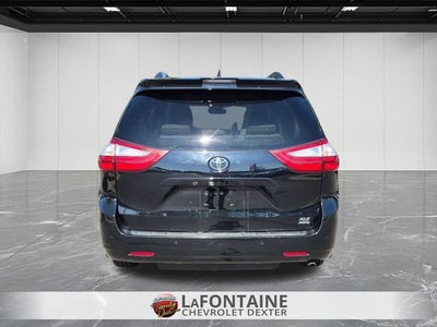 2018 Toyota Sienna XLE 7 Passenger