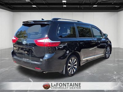 2018 Toyota Sienna XLE 7 Passenger