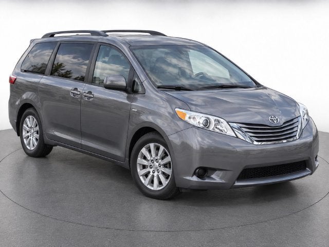 2017 Toyota Sienna LE
