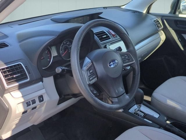 2016 Subaru Forester 2.5i