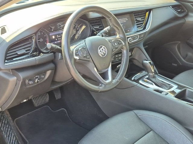 2020 Buick Regal TourX Essence