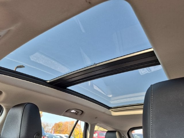 2020 Buick Regal TourX Essence