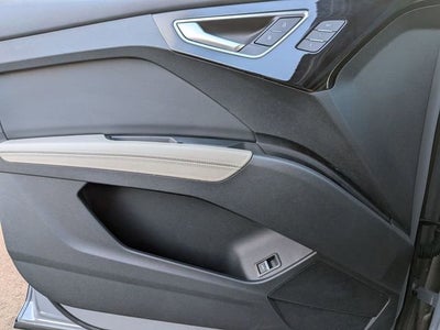 2024 Audi Q4 e-tron Premium Plus 55 quattro