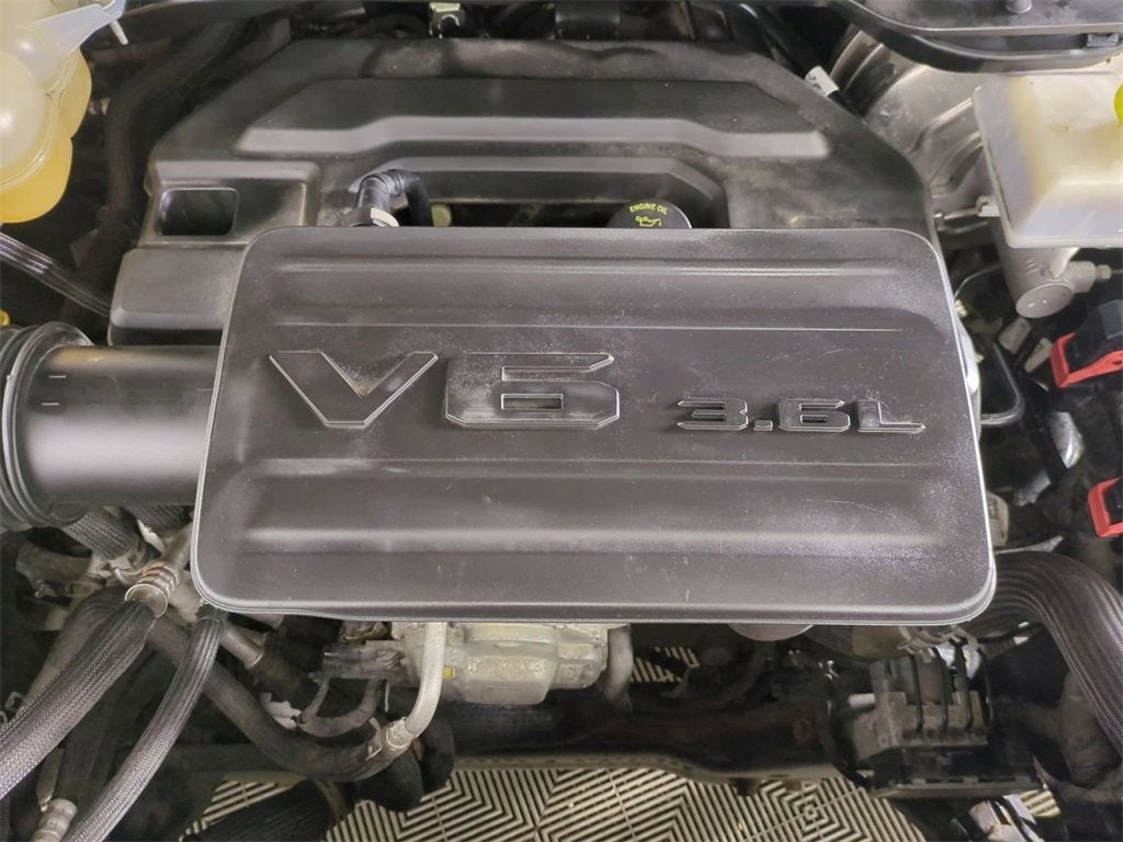 2019 RAM 1500 Big Horn/Lone Star Crew Cab 4x4 5'7" Box