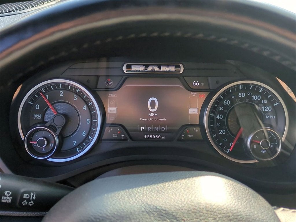 2021 RAM 1500 Big Horn Crew Cab 4x4 5'7" Box