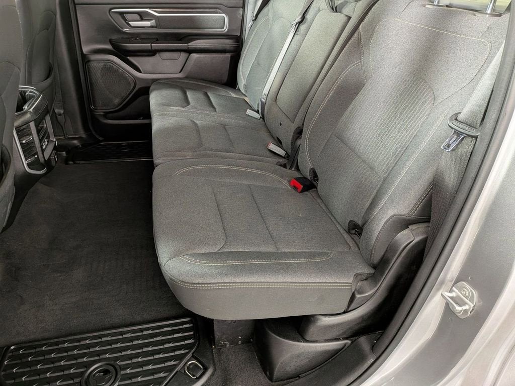 2020 RAM 1500 Big Horn Crew Cab 4x4 5'7" Box