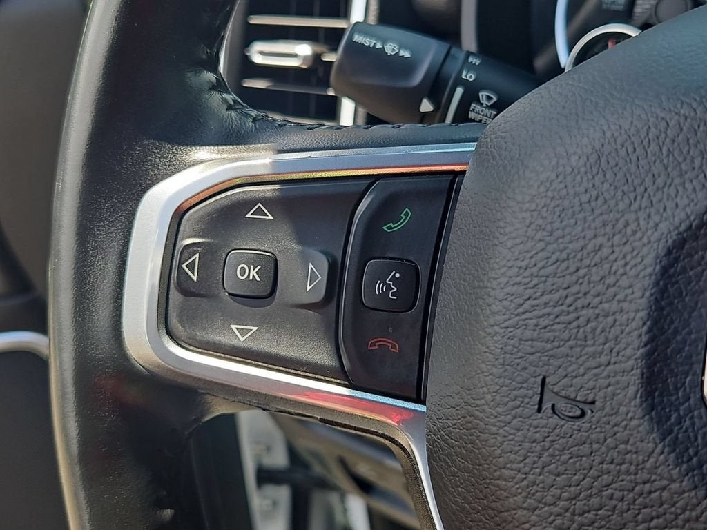2023 RAM 1500 Laramie Crew Cab 4x4 5'7" Box