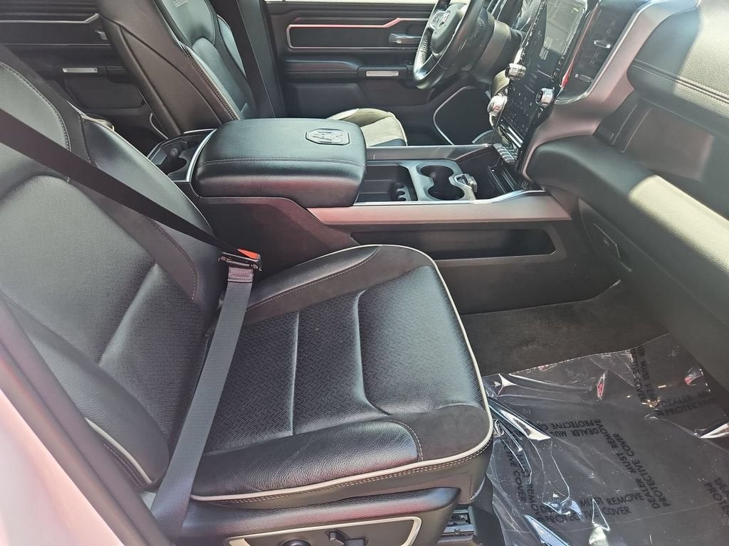 2023 RAM 1500 Laramie Crew Cab 4x4 5'7" Box