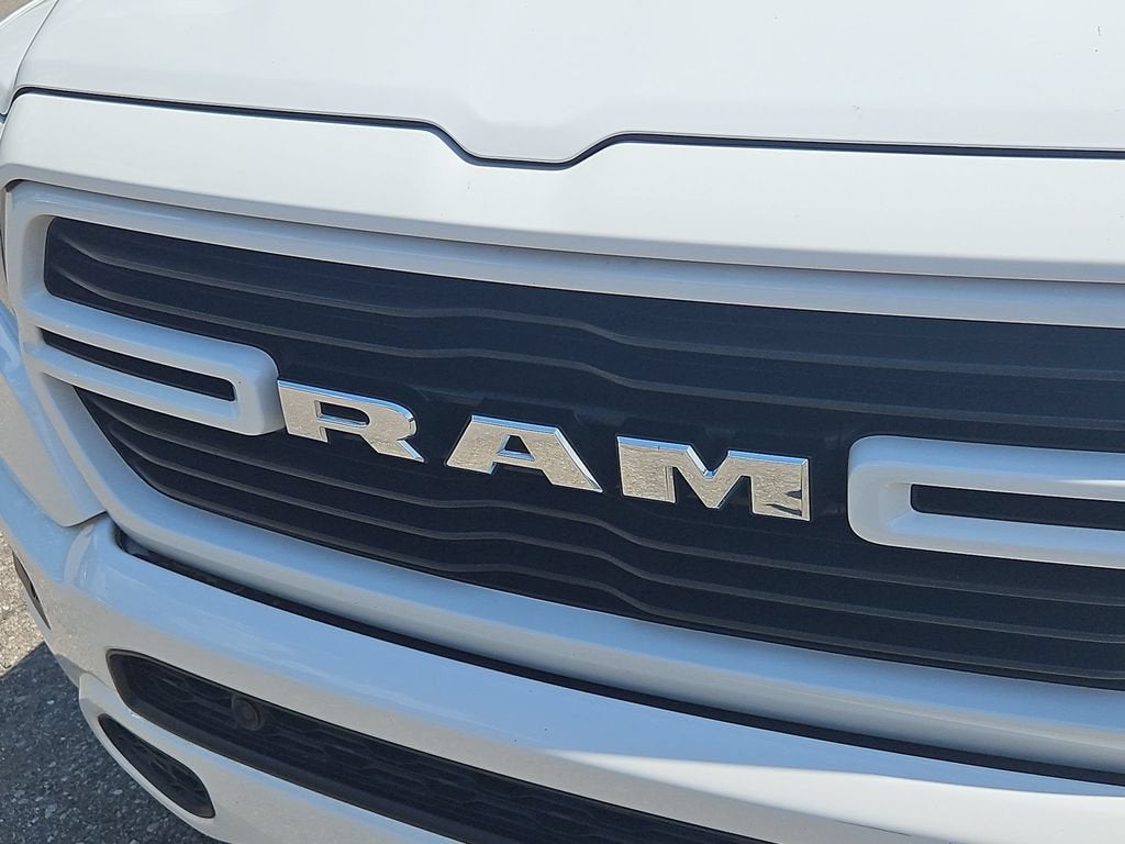 2023 RAM 1500 Laramie Crew Cab 4x4 5'7" Box
