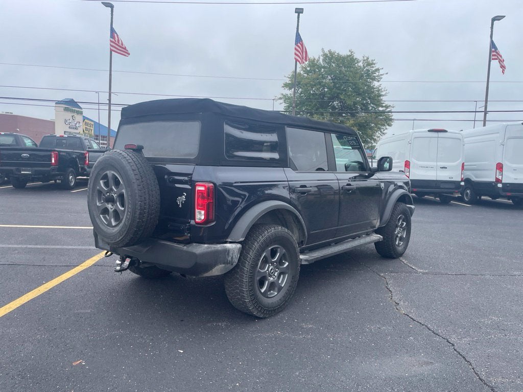 2021 Ford Bronco Base