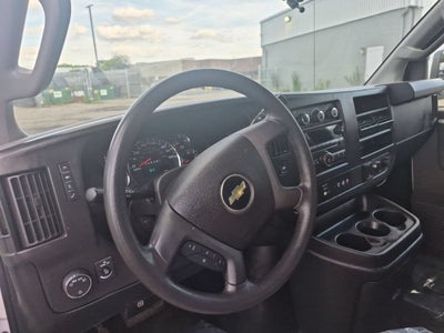 2017 Chevrolet Express Passenger 3500 LT