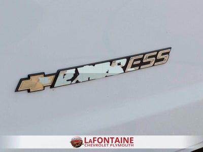 2025 Chevrolet Express Passenger 1LT