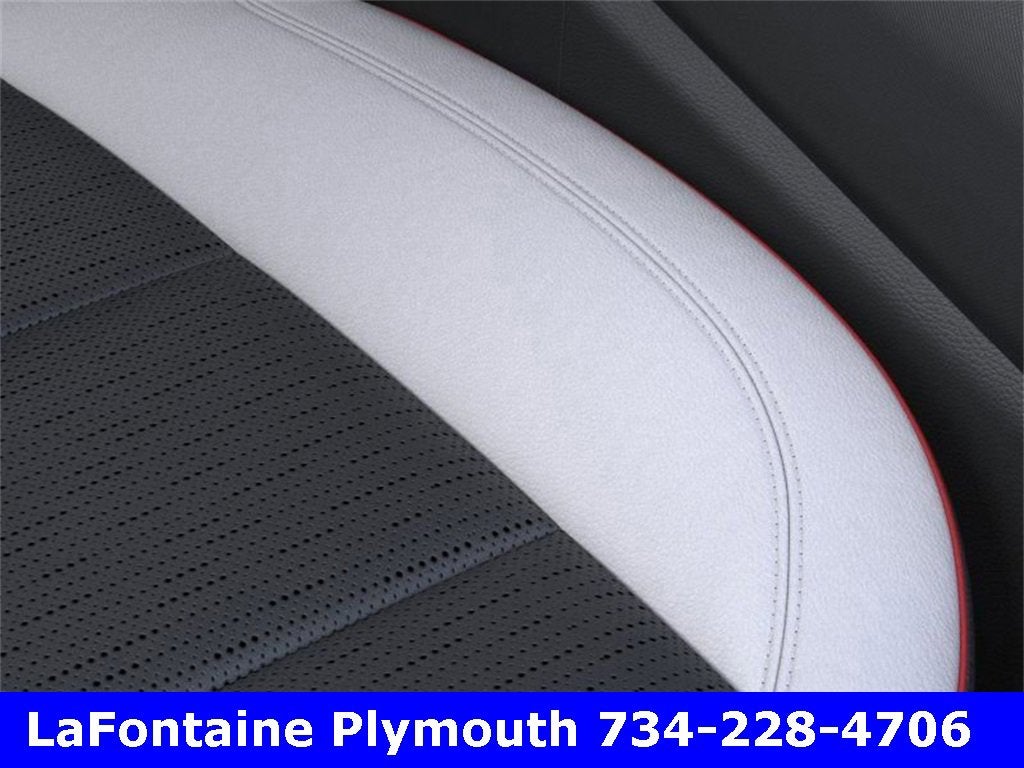 2025 Chevrolet Silverado EV RST - Max Range