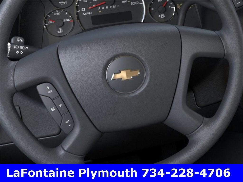 2025 Chevrolet Express Cargo 3500 WT