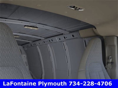 2025 Chevrolet Express Cargo 3500 WT