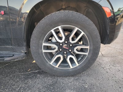 2024 GMC Yukon AT4