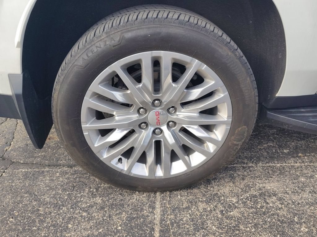2024 GMC Yukon XL SLT