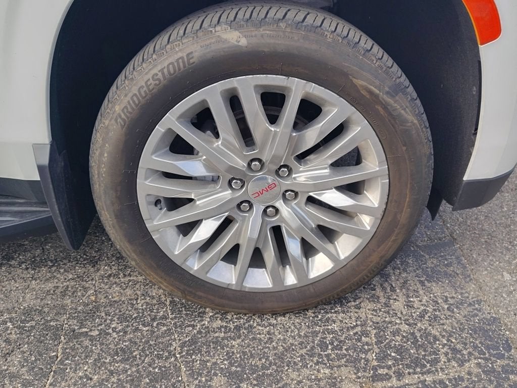 2024 GMC Yukon XL SLT