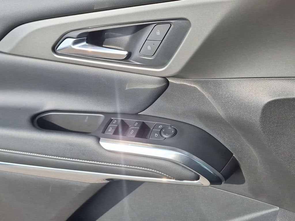 2024 Chevrolet Traverse LS