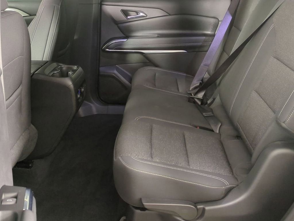 2024 Chevrolet Traverse LS