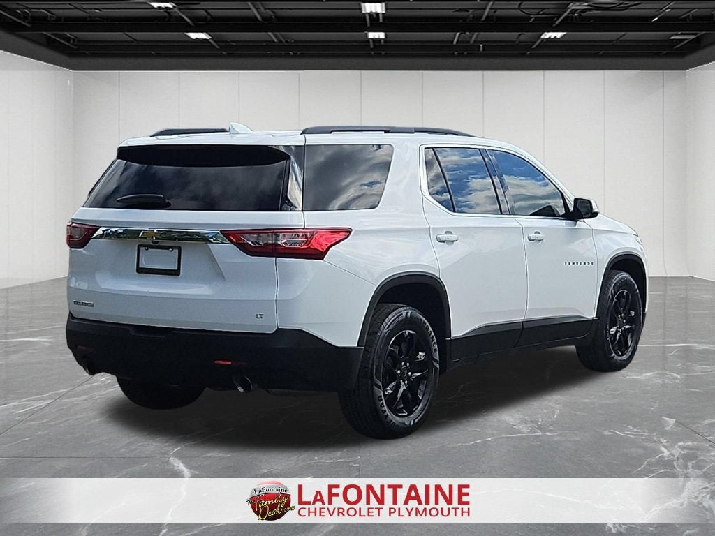 2021 Chevrolet Traverse LT Cloth