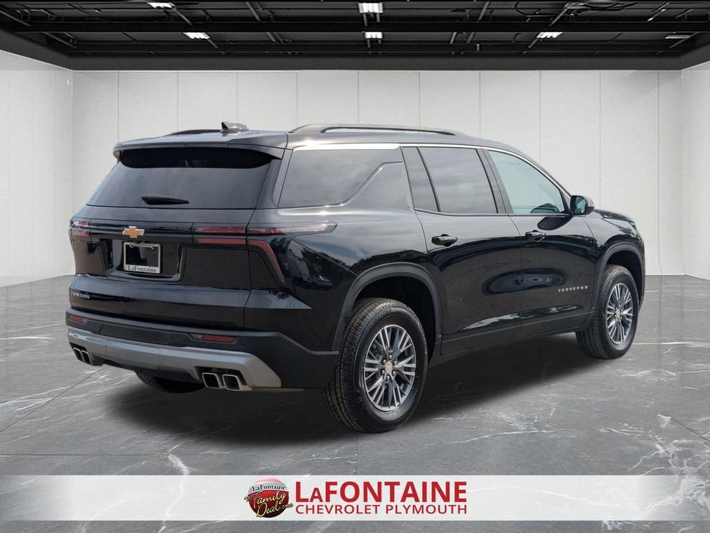 2025 Chevrolet Traverse LT