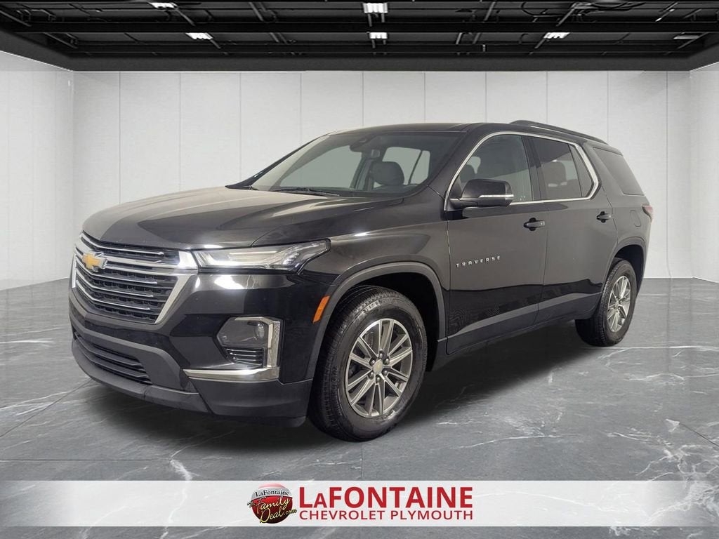 2023 Chevrolet Traverse LT Cloth