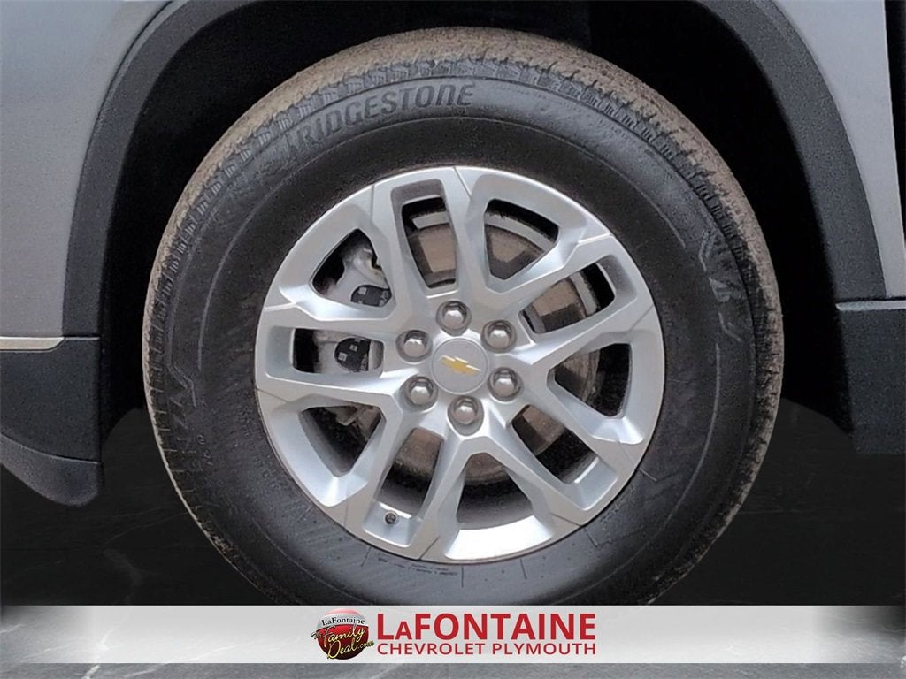 2021 Chevrolet Traverse LT Cloth