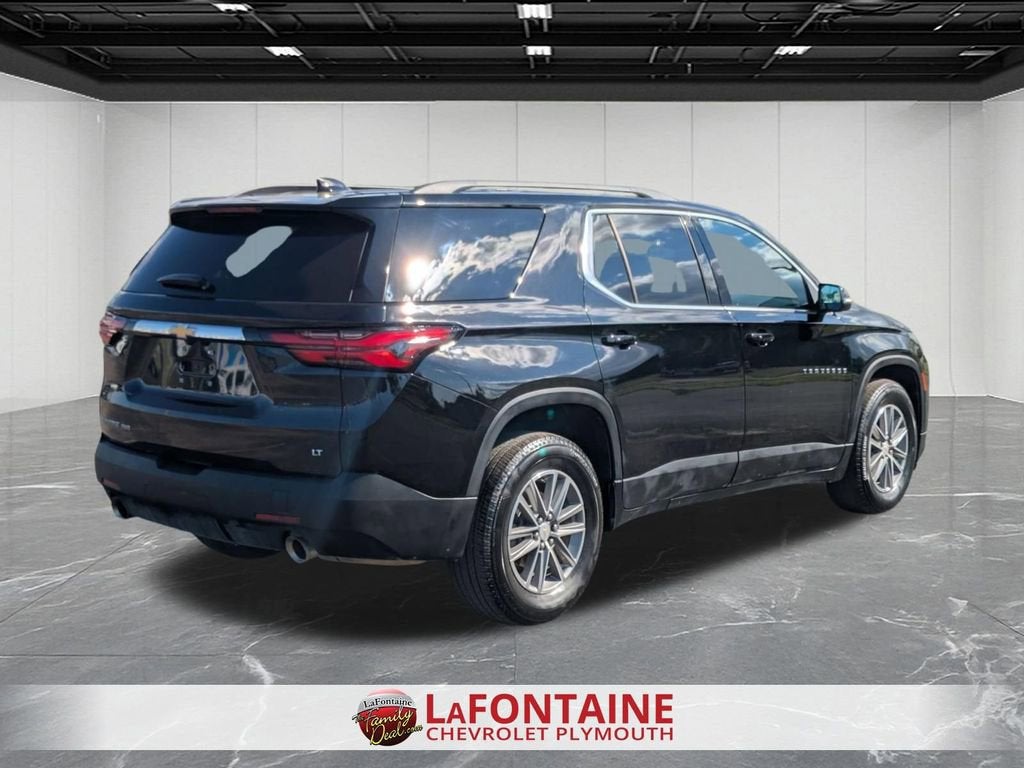 2023 Chevrolet Traverse LT Cloth