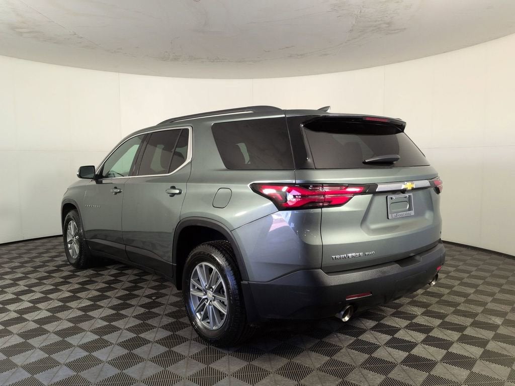 2023 Chevrolet Traverse LT Leather