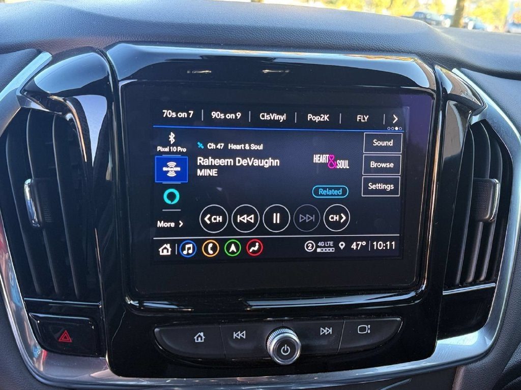 2023 Chevrolet Traverse RS