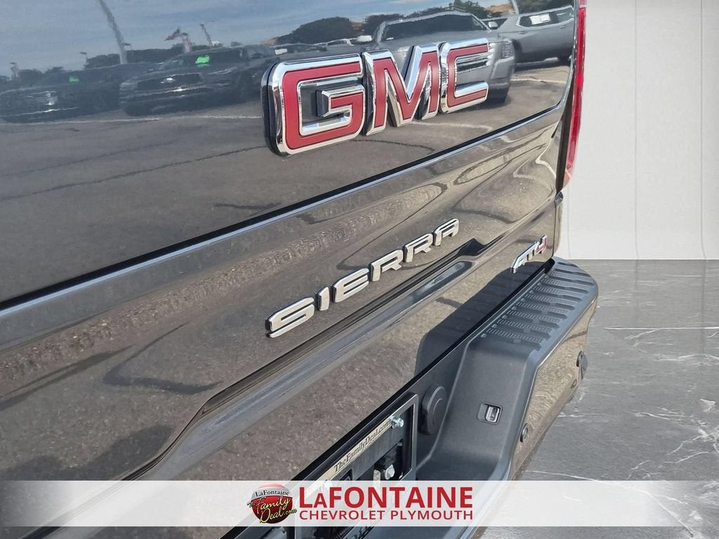 2021 GMC Sierra 1500 AT4