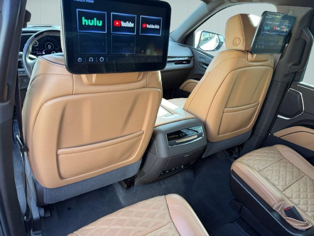 2024 Cadillac Escalade Sport
