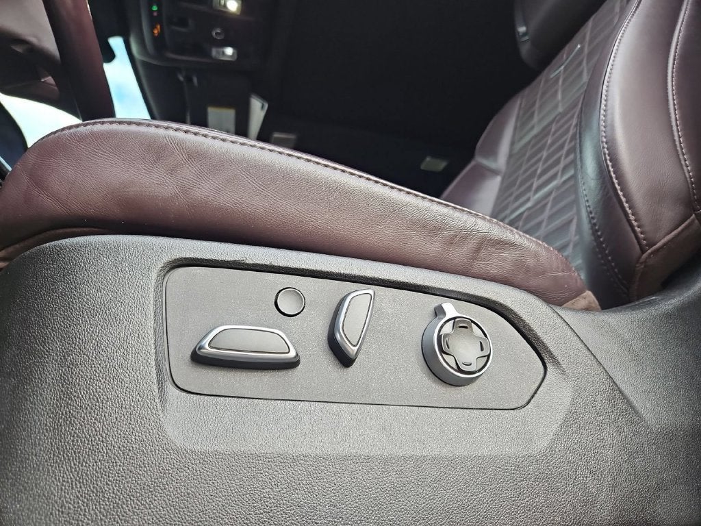 2023 Cadillac Escalade 4WD Sport Platinum