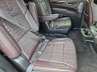 2023 Cadillac Escalade 4WD Sport Platinum