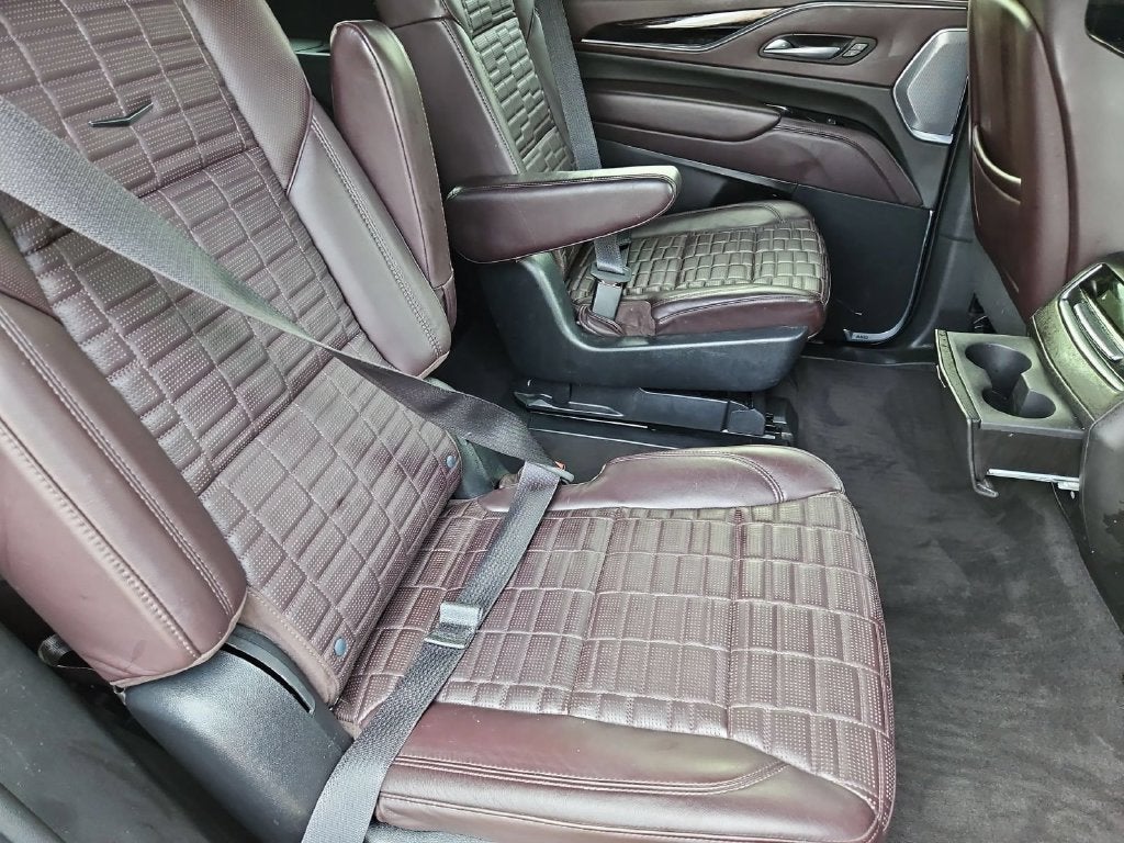 2023 Cadillac Escalade 4WD Sport Platinum