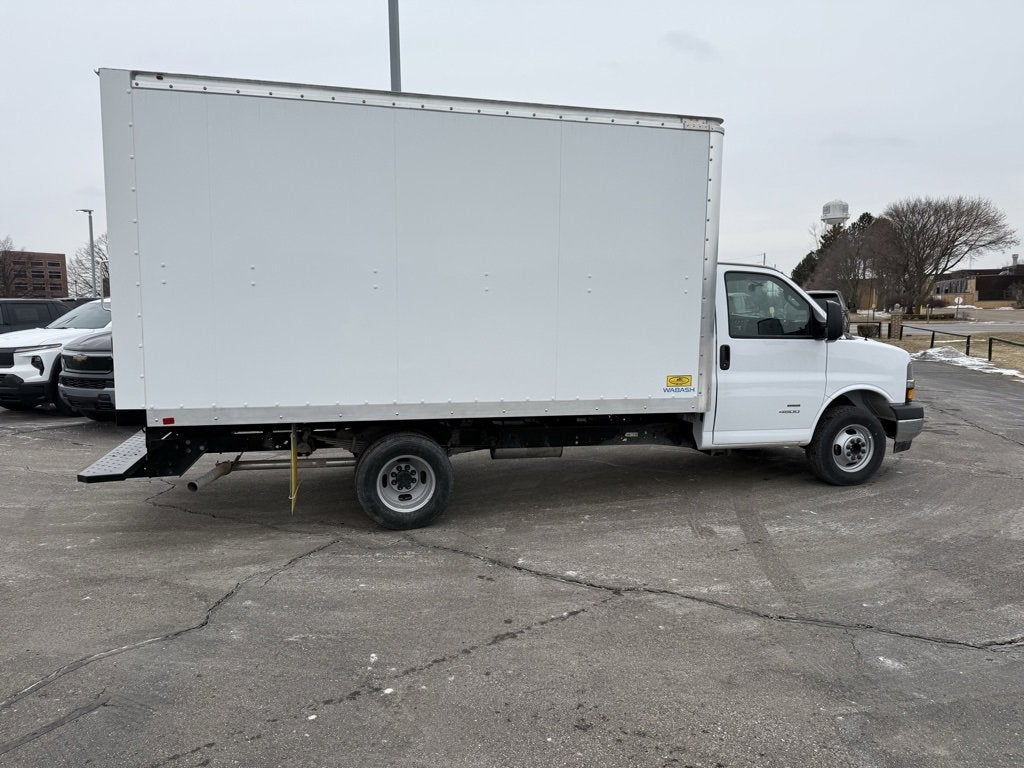 2024 Chevrolet Express Cutaway 4500 2WT