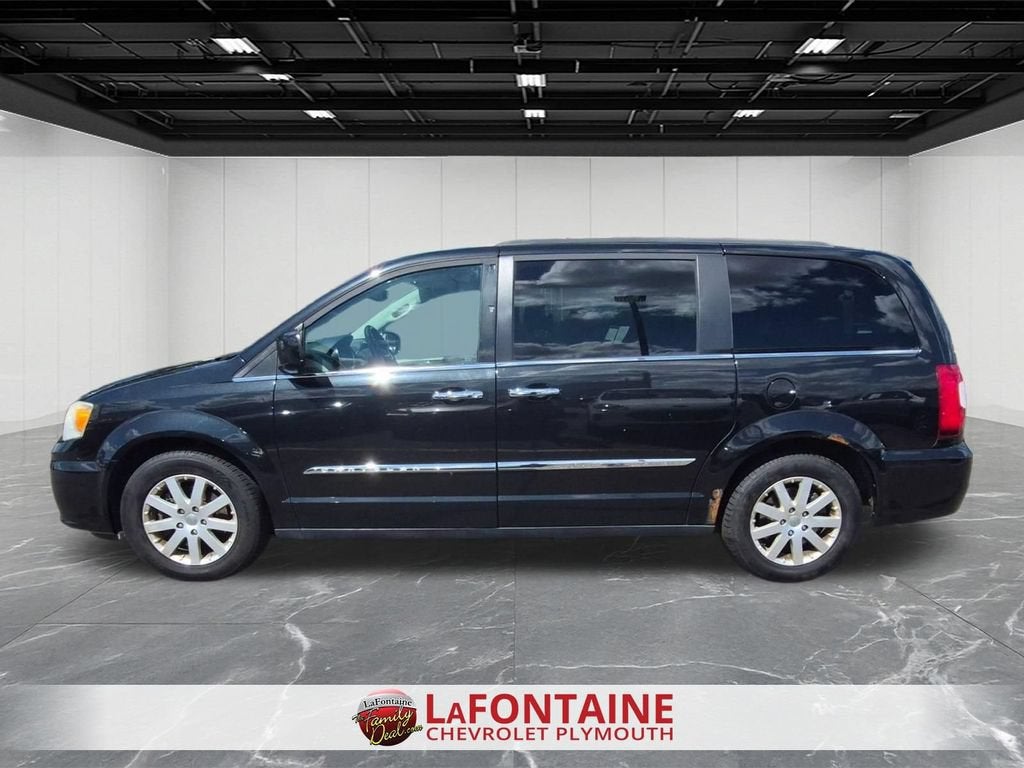 2015 Chrysler Town & Country Touring