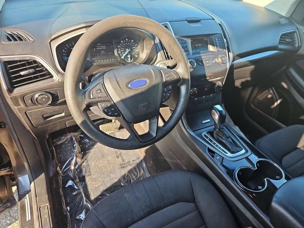 2015 Ford Edge SE