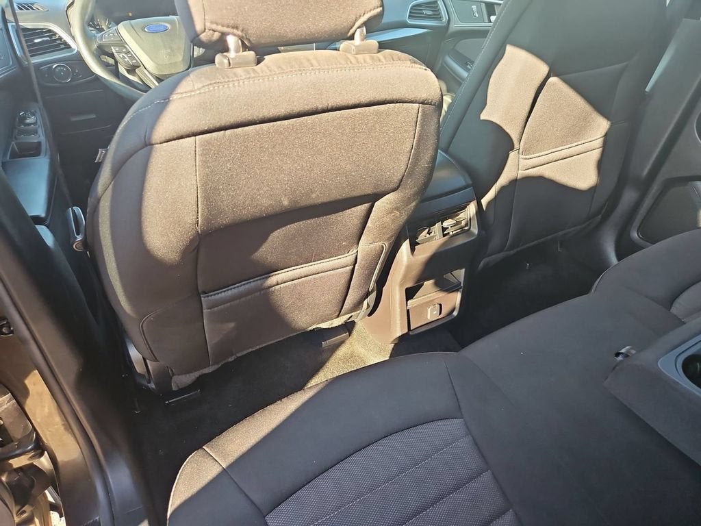 2015 Ford Edge SE