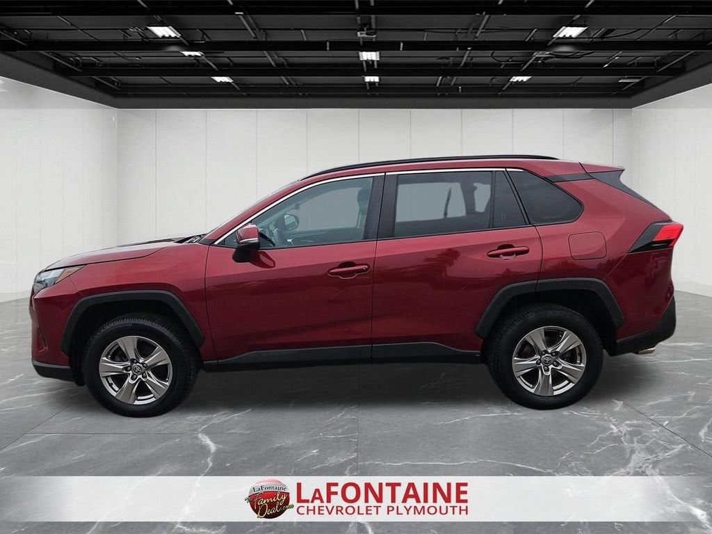 2022 Toyota RAV4 XLE