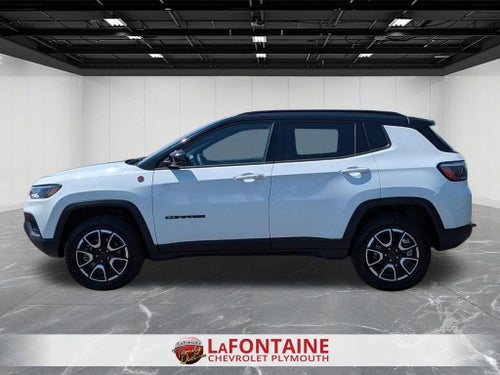 2025 Jeep Compass Trailhawk 4x4