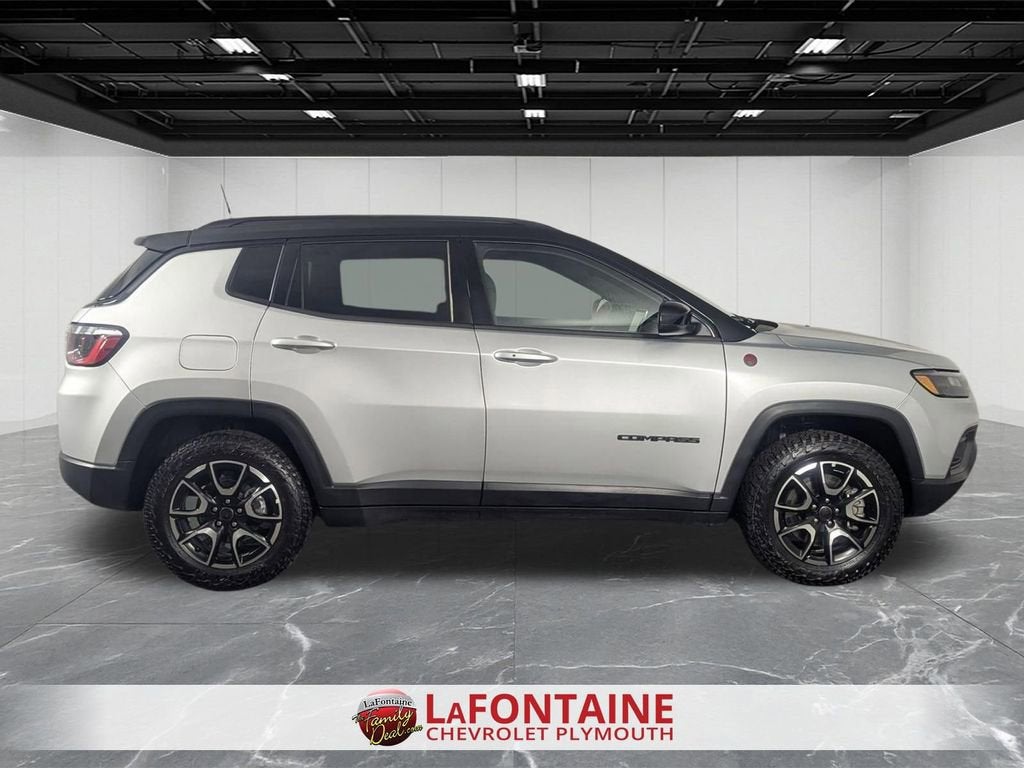 2025 Jeep Compass Trailhawk 4x4