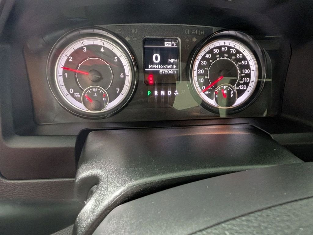 2018 RAM 1500 Express Crew Cab 4x4 5'7" Box