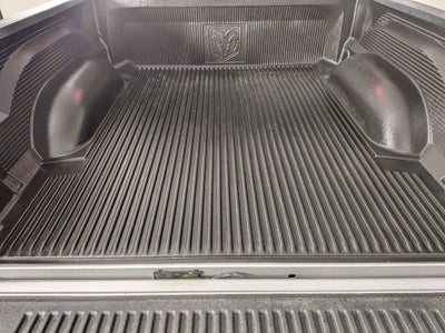 2018 RAM 1500 Express Crew Cab 4x4 5'7" Box