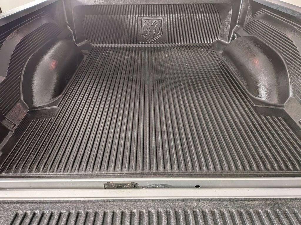 2018 RAM 1500 Express Crew Cab 4x4 5'7" Box