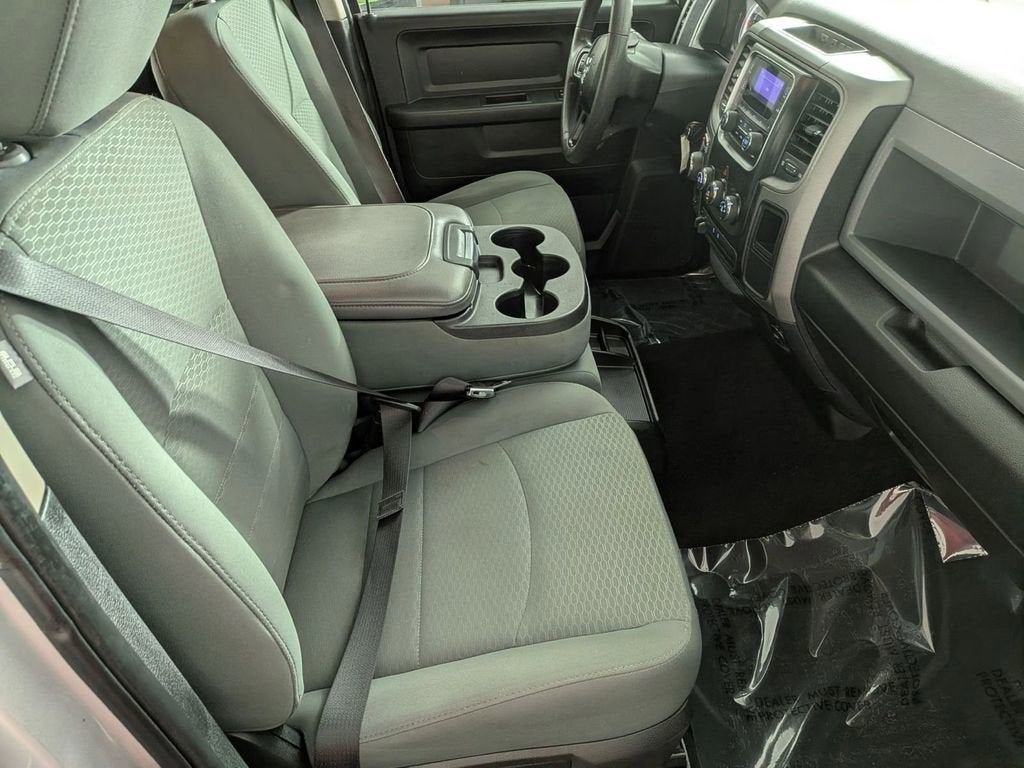 2018 RAM 1500 Express Crew Cab 4x4 5'7" Box