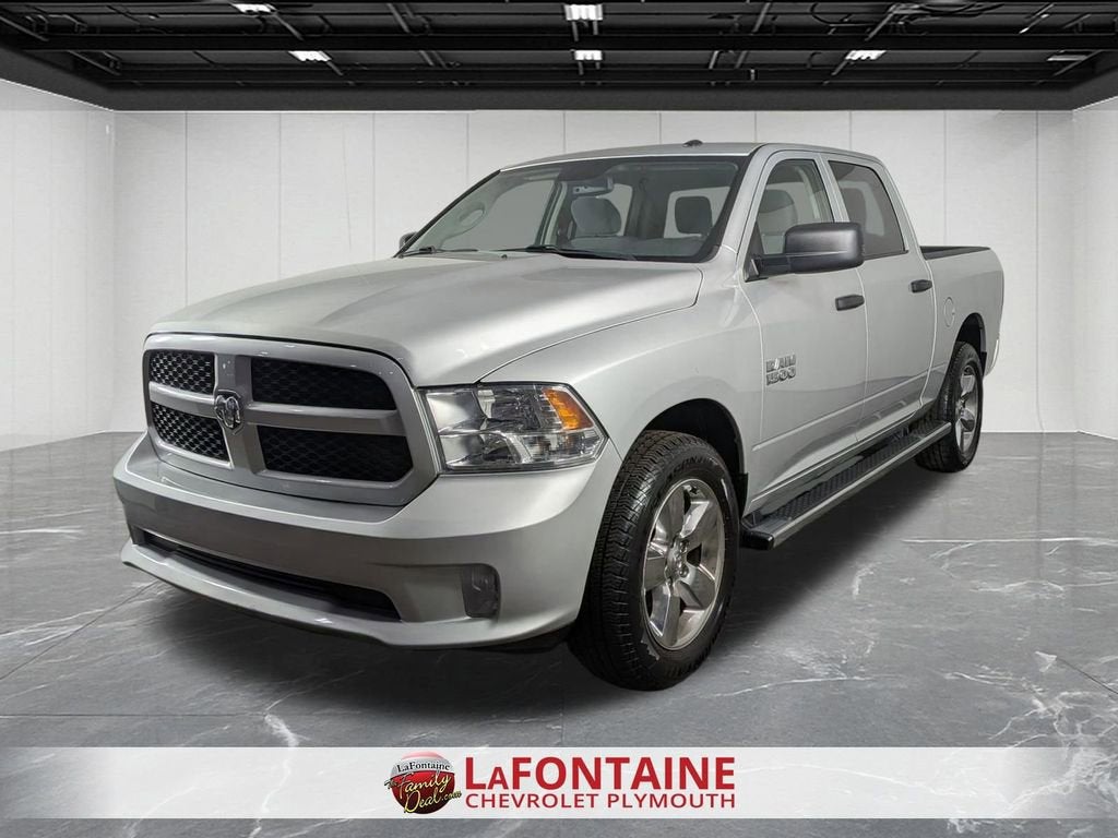 2018 RAM 1500 Express Crew Cab 4x4 5'7" Box