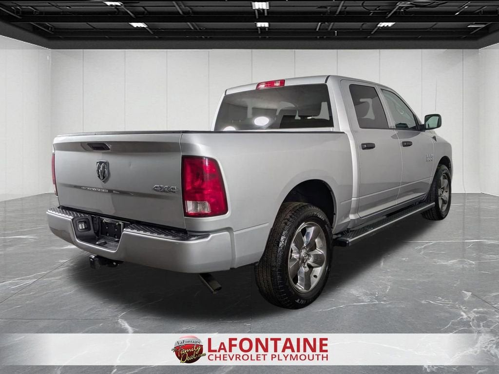 2018 RAM 1500 Express Crew Cab 4x4 5'7" Box