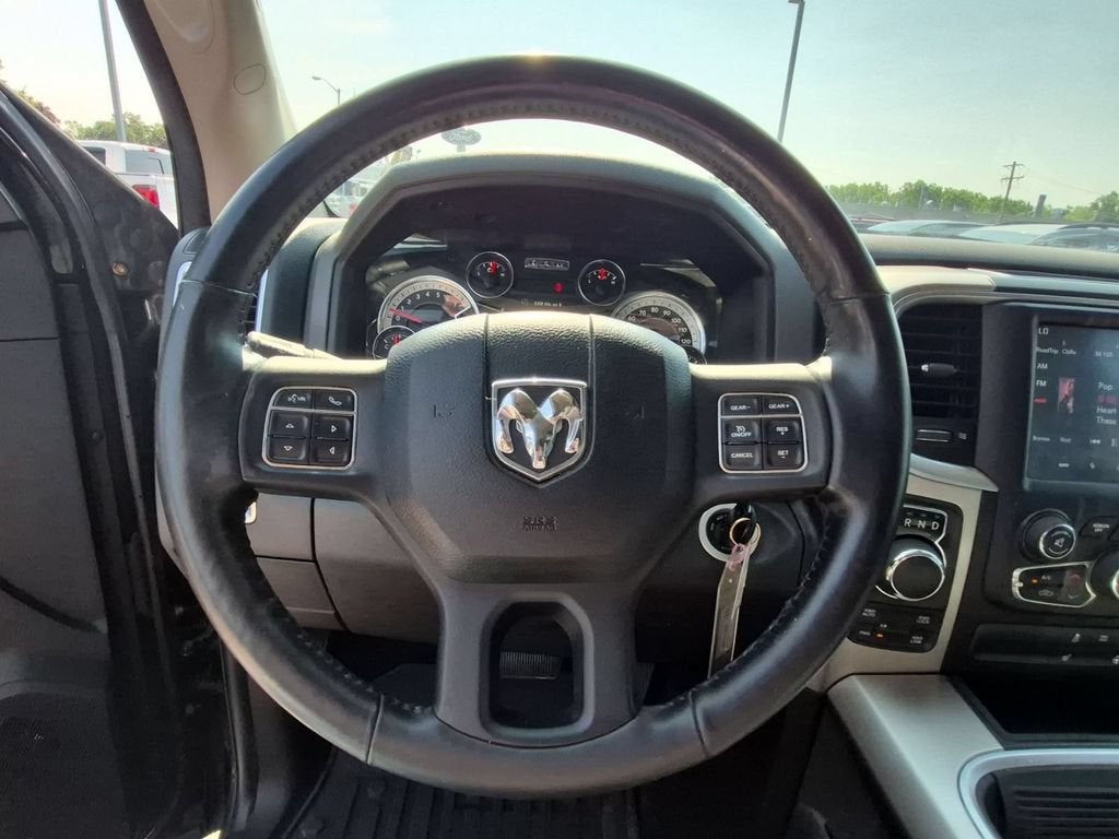 2018 RAM 1500 Big Horn Crew Cab 4x4 5'7" Box